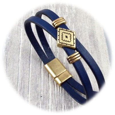Tutoriel bracelet cuir bleu marine et bronze